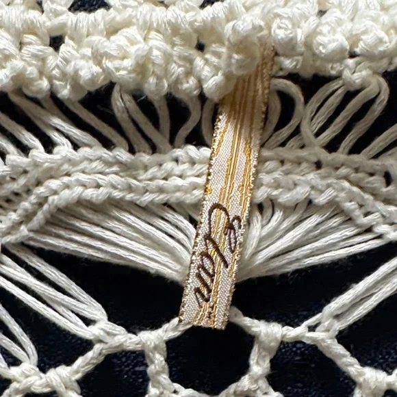 ELAN Elegant White/Cream Crochet Women’s Shrug - Picture 4 of 5